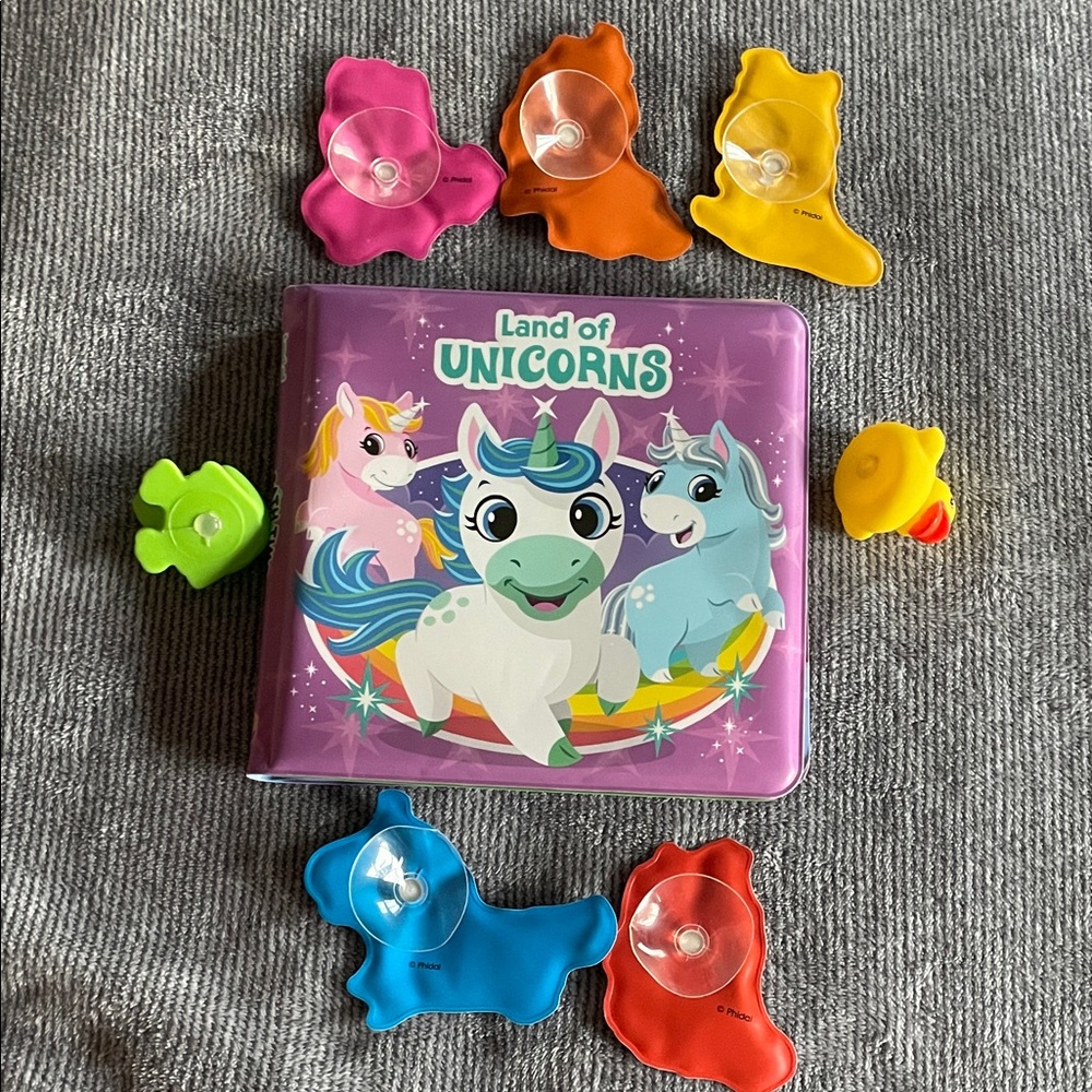 Land of Unicorns Kids Bath Time Toy Set - Picture 2 of 9